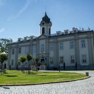 Noc na zámku s wellness a masáží